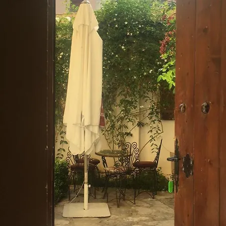 Charming Andalusian House - Free Parking Hébergement de vacances