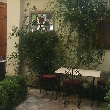 Charming Andalusian House - Free Parking *