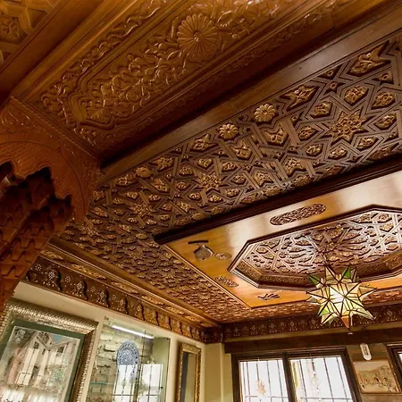 Charming Andalusian House - Free Parking * Granada