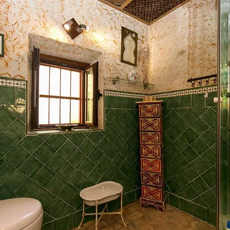 Charming Andalusian House - Free Parking * Granada