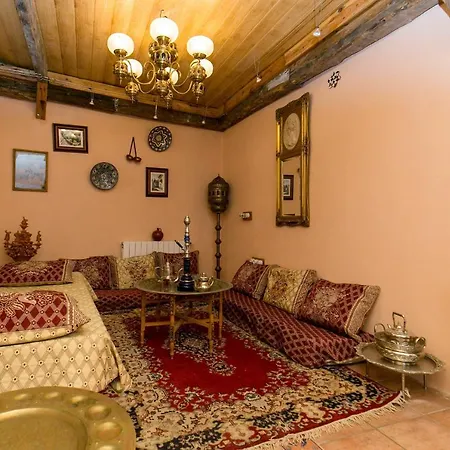 Charming Andalusian House - Free Parking Granada