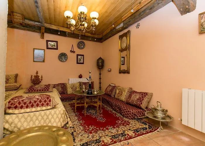 Charming Andalusian House - Free Parking Granada